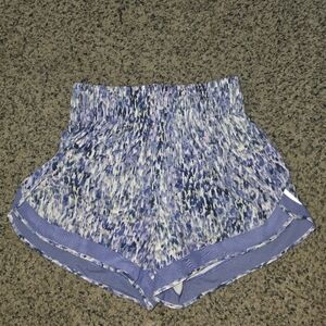 Athleta Women's Blue and White Athletic Shorts